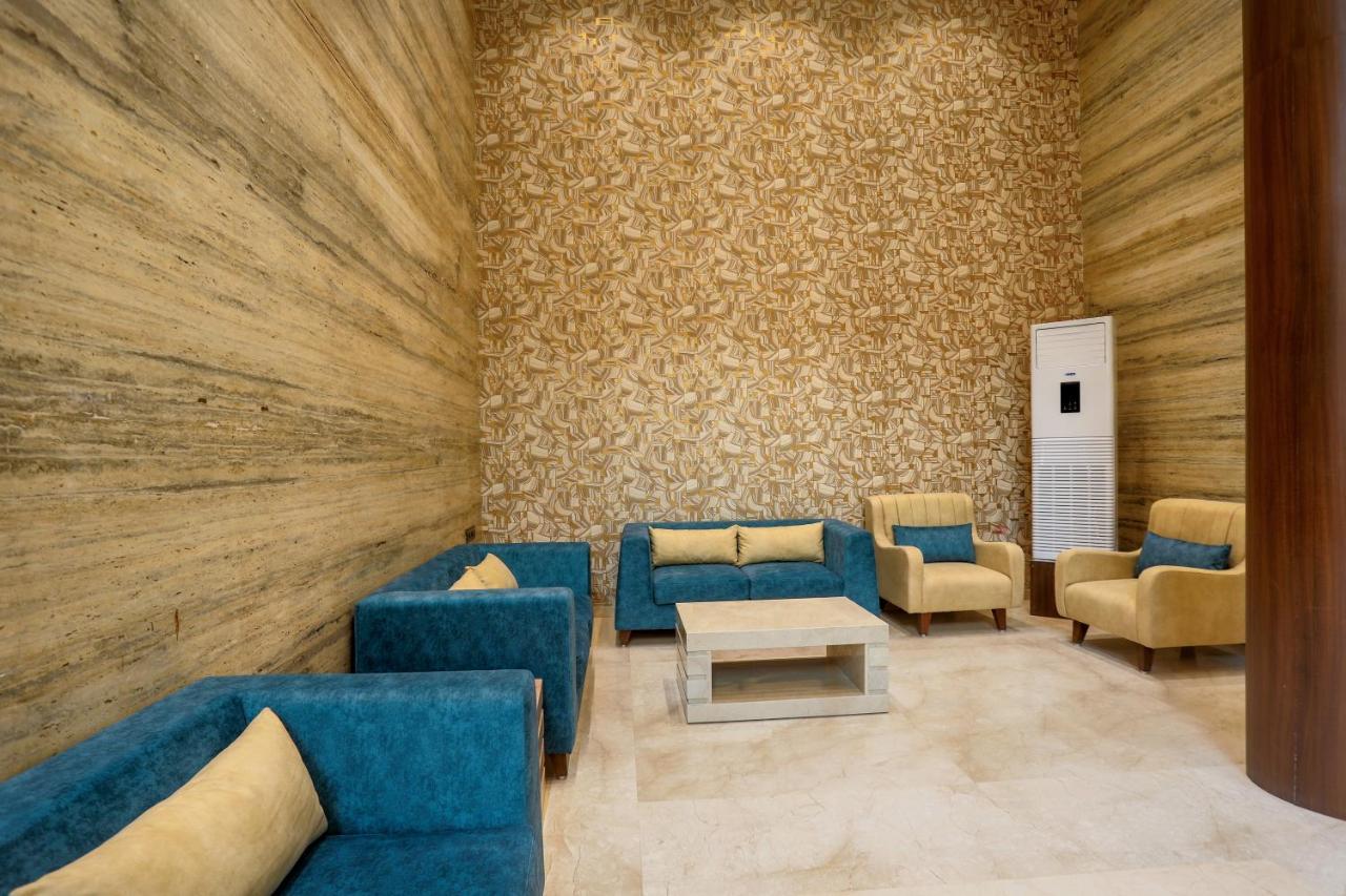 ראג'קוט Hotel Kavery מראה חיצוני תמונה