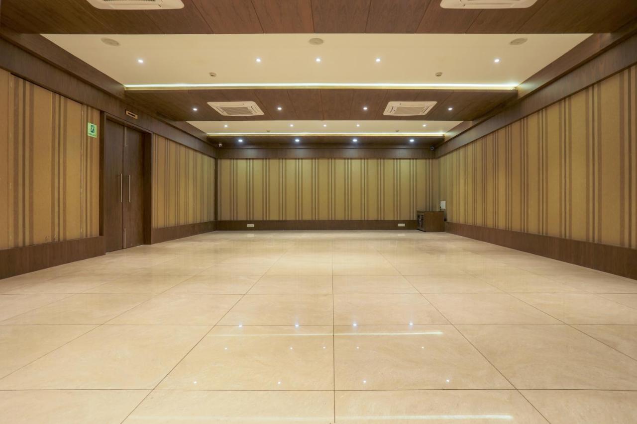 ראג'קוט Hotel Kavery מראה חיצוני תמונה