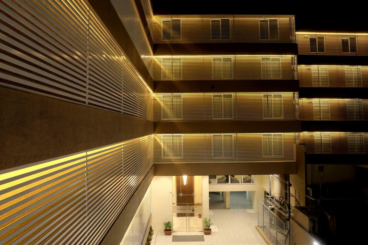 ראג'קוט Hotel Kavery מראה חיצוני תמונה
